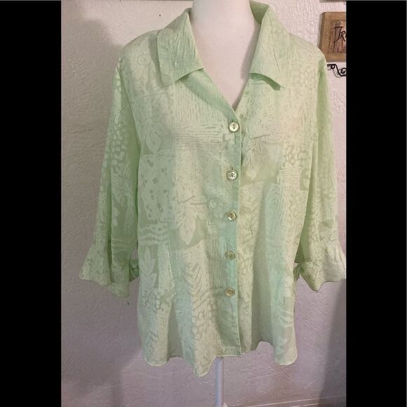Dress Barn green shirt 2X - Picture 3 of 8